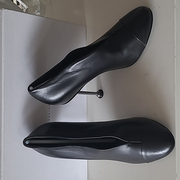 VICTORIA BECKHAM Leather Booties - Picture 8 of 11